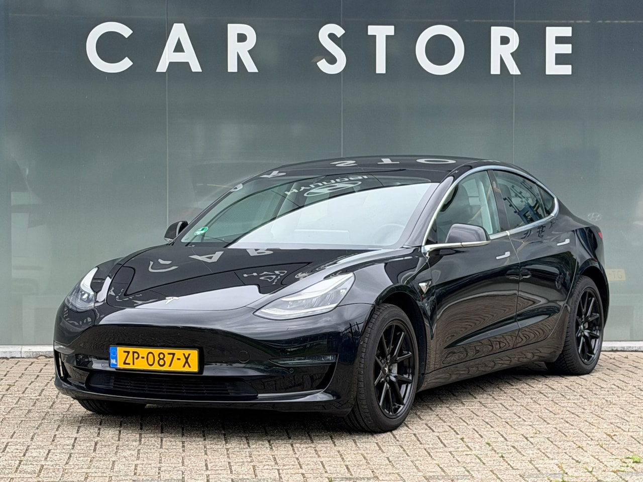 Tesla Model 3 - Long Range RWD Long Range AWD 75 kWh - AutoWereld.nl