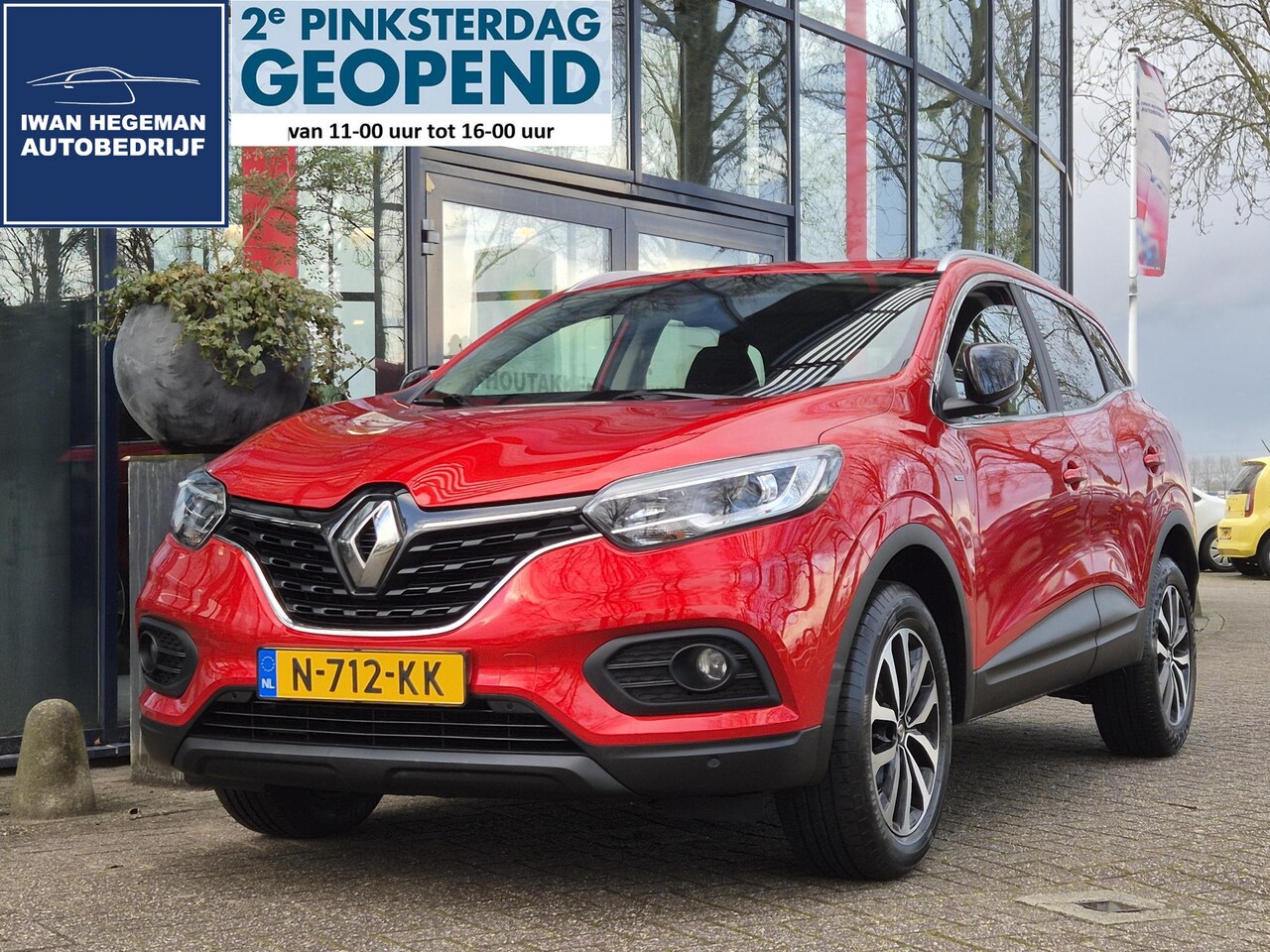 Renault Kadjar - 1.3 TCe 140PK Limited | Navigatie | Parkeersensoren | Cruise Control | Climate Control | L - AutoWereld.nl