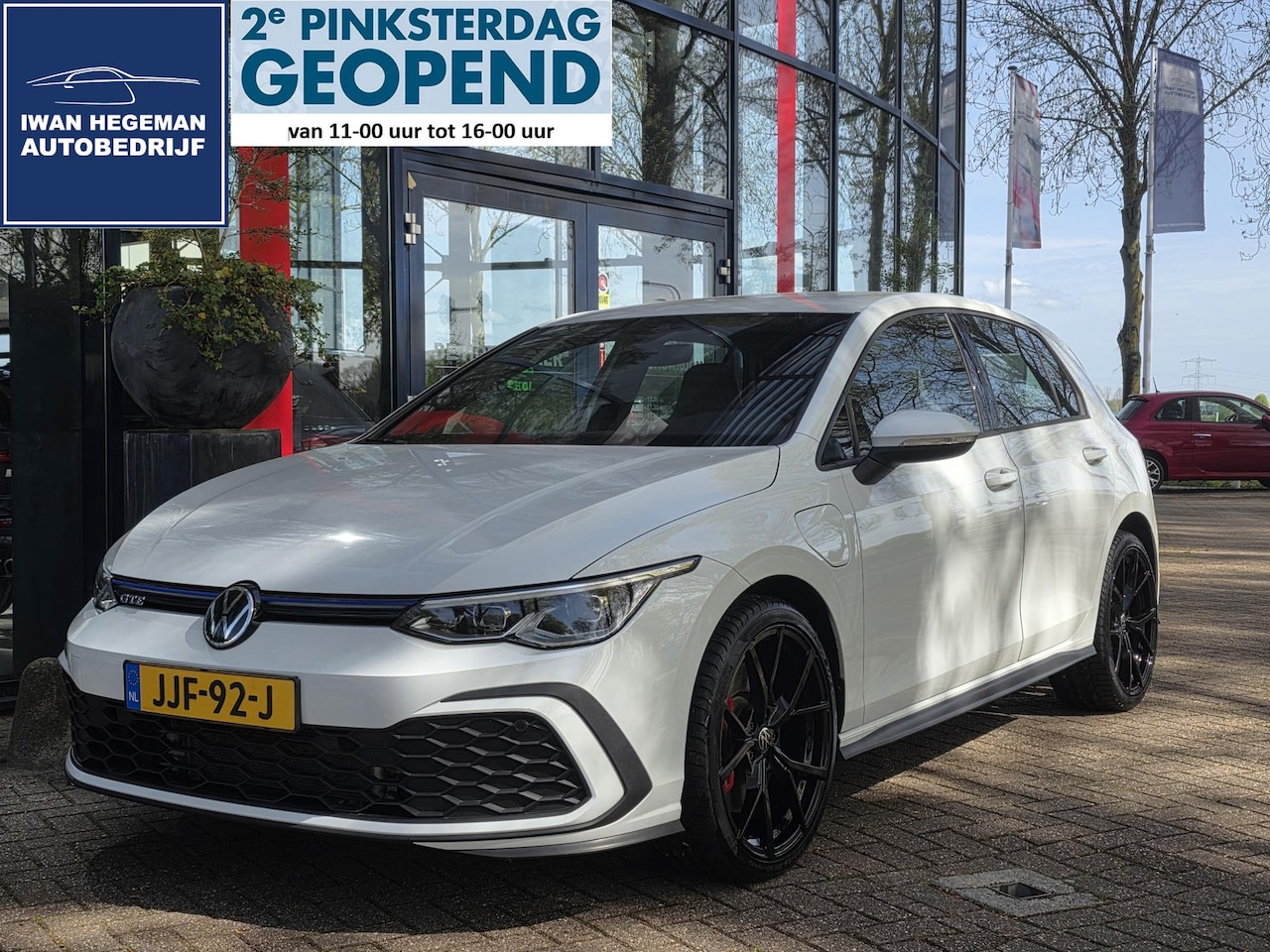Volkswagen Golf - 1.4 eHybrid GTE | SOH 93,6% Digitaal Dashboard | Leer | Stoel + Stuurverwarming + Stoelkoe - AutoWereld.nl