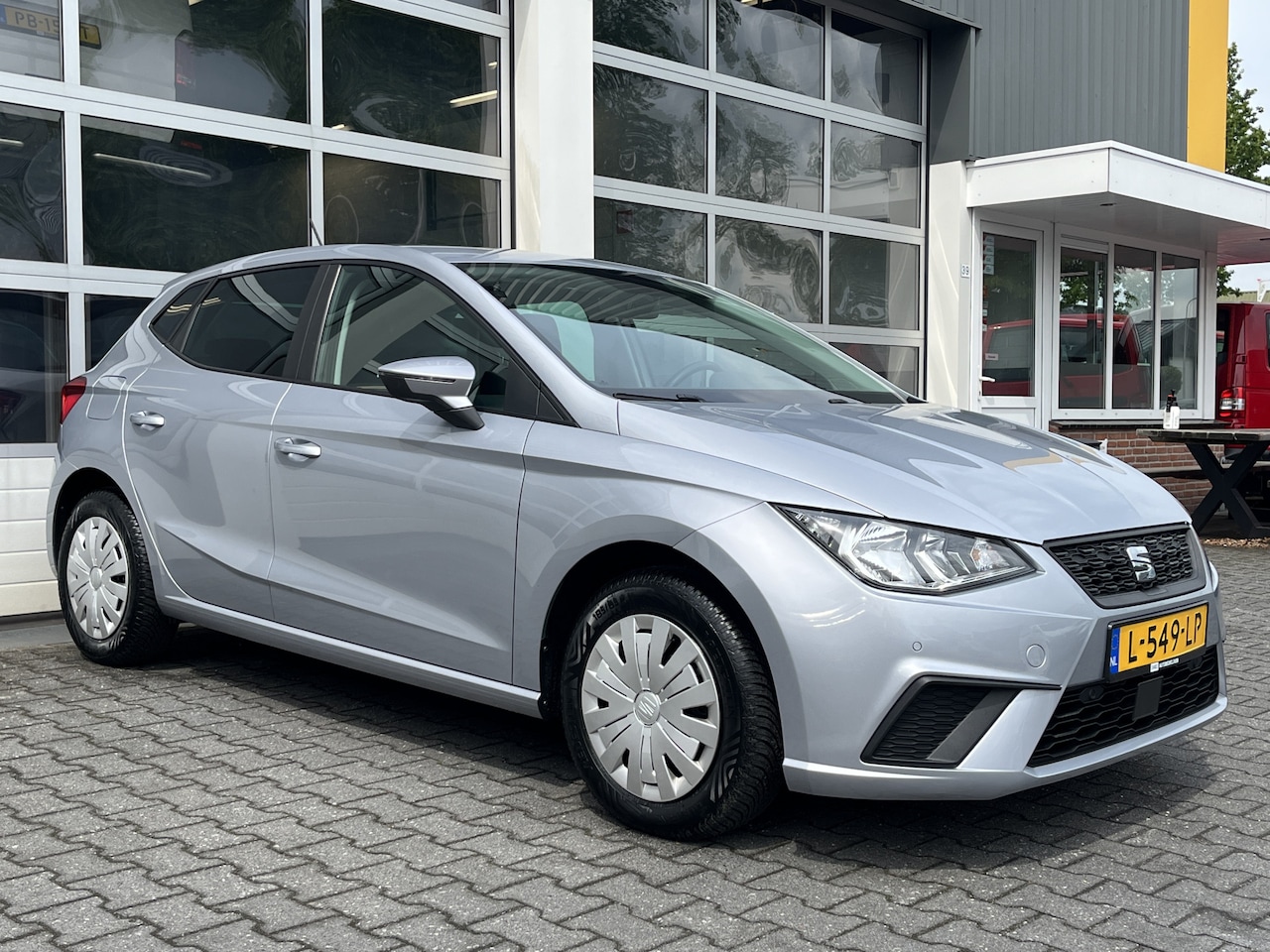 SEAT Ibiza - 1.0 TSI Style Business Airco Cruise controle Apple carplay Trekhaak 1000kg trekgewicht Tel - AutoWereld.nl