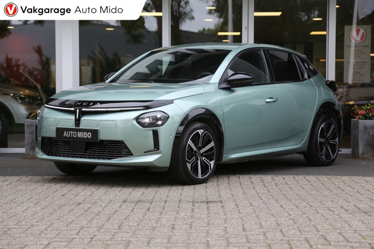 Lancia Y(psilon) - Ypsilon EV 51 kWh LX | 1e eigenaar | BTW auto - AutoWereld.nl