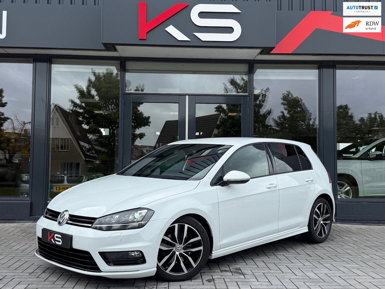 Volkswagen Golf - 1.4 TSI ACT Edition R Connected 3x R Line Navi Camera Xenon Led - AutoWereld.nl