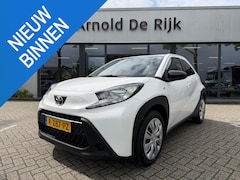 Toyota Aygo X - 1.0 VVT-i S-CVT Play
