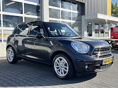 MINI Countryman - 1.6 Cooper S Airco Cruise controle Trekhaak 1000kg trekgewicht Stuurwielbediening Telefoon