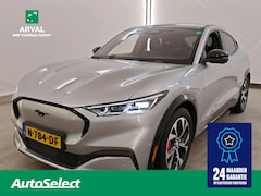 Ford Mustang Mach-E - 98 kWh 337pk Extended AWD | SOH 93, 5% | Technology Pack Plus | Leder | Panoramadak | Trek