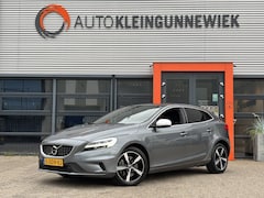 Volvo V40 - 1.5 T3 Polar+ R-Design Sport / NL Auto / Navi / Camera / Stoelverwarming / Panoramadak /