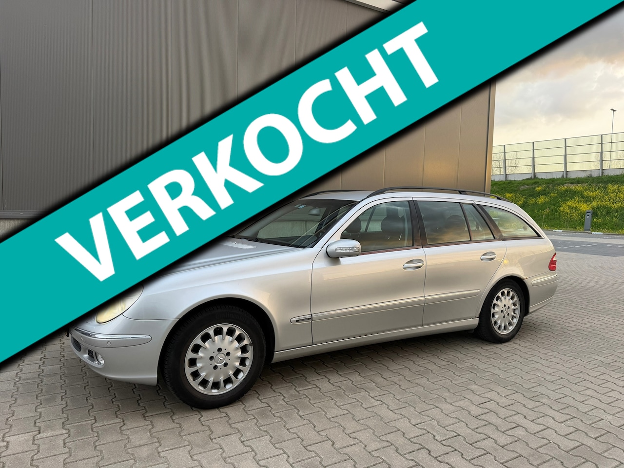Mercedes-Benz E-klasse Combi - 320 Avantgarde 4-Matic 320 Avantgarde 4-Matic - AutoWereld.nl