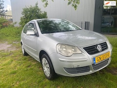 Volkswagen Polo - 1.2 Trendline met trekhaak