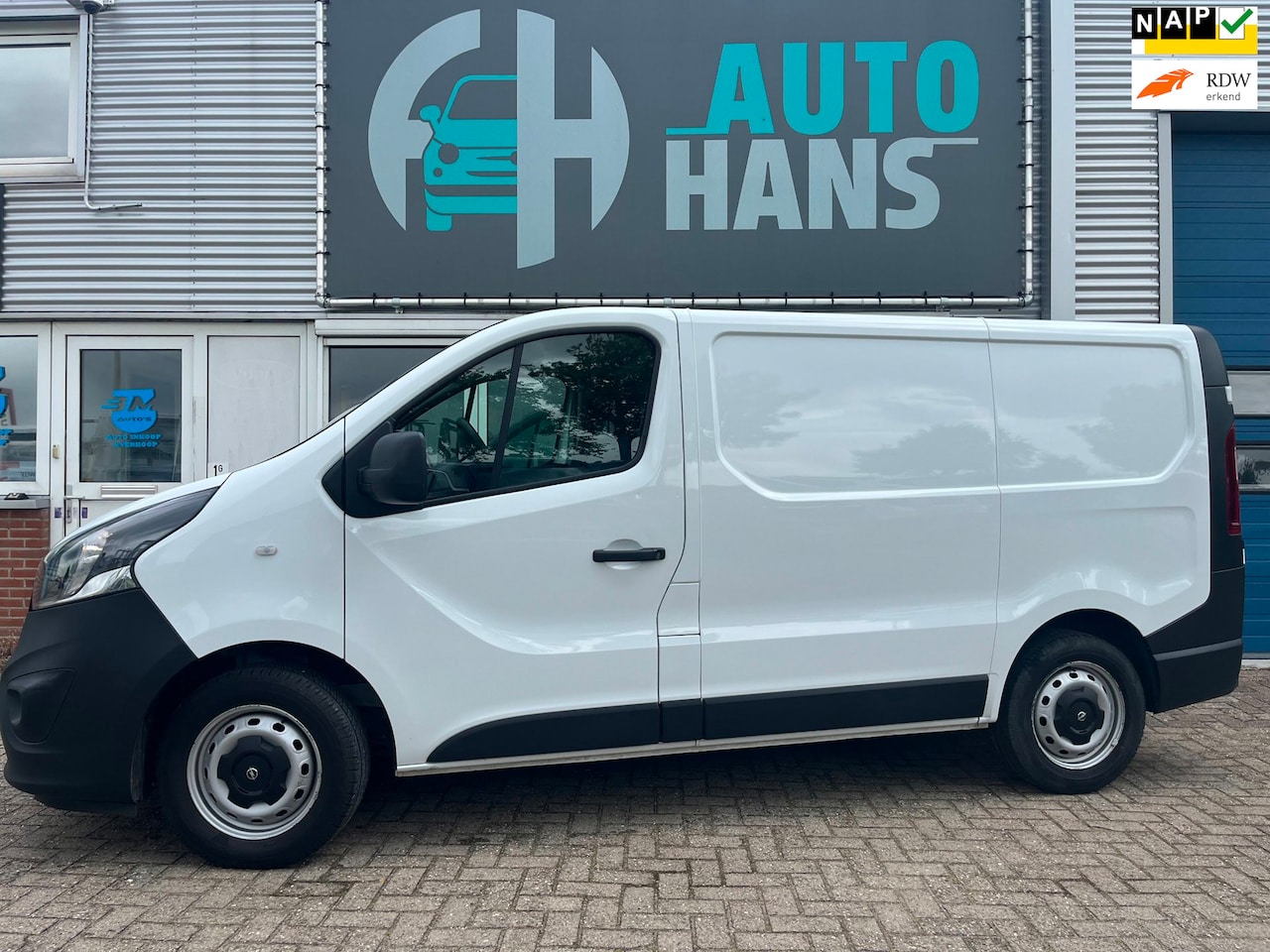 Opel Vivaro - 1.6 CDTI L1H1 Edition EcoFlex | trekhaak | 3 zits | airco - AutoWereld.nl