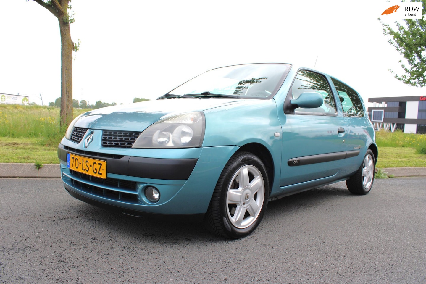 Renault Clio - 1.2-16V Dynamique Airco - AutoWereld.nl