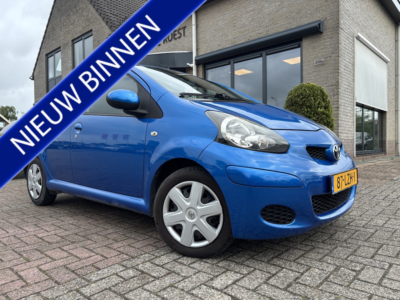 Toyota Aygo - 5DRS 1.0 12V Comfort - AutoWereld.nl