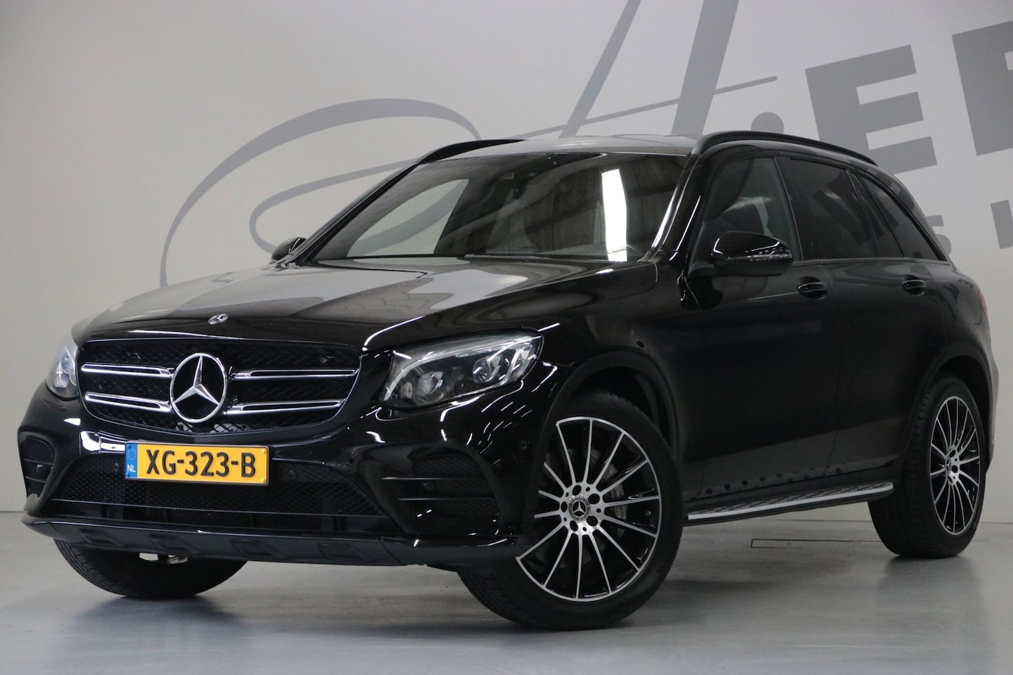 Mercedes-Benz GLC-klasse - 250 4MATIC AMG-styling/ Nightpakket/ NAP/ Origineel NL - AutoWereld.nl