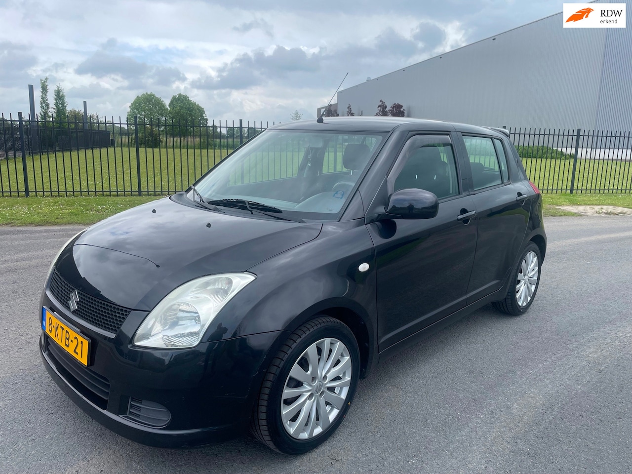 Suzuki Swift - 1.3 GLS|Airco|Bluetooth|5 drs|16” lmv|Apk 11-2026 - AutoWereld.nl