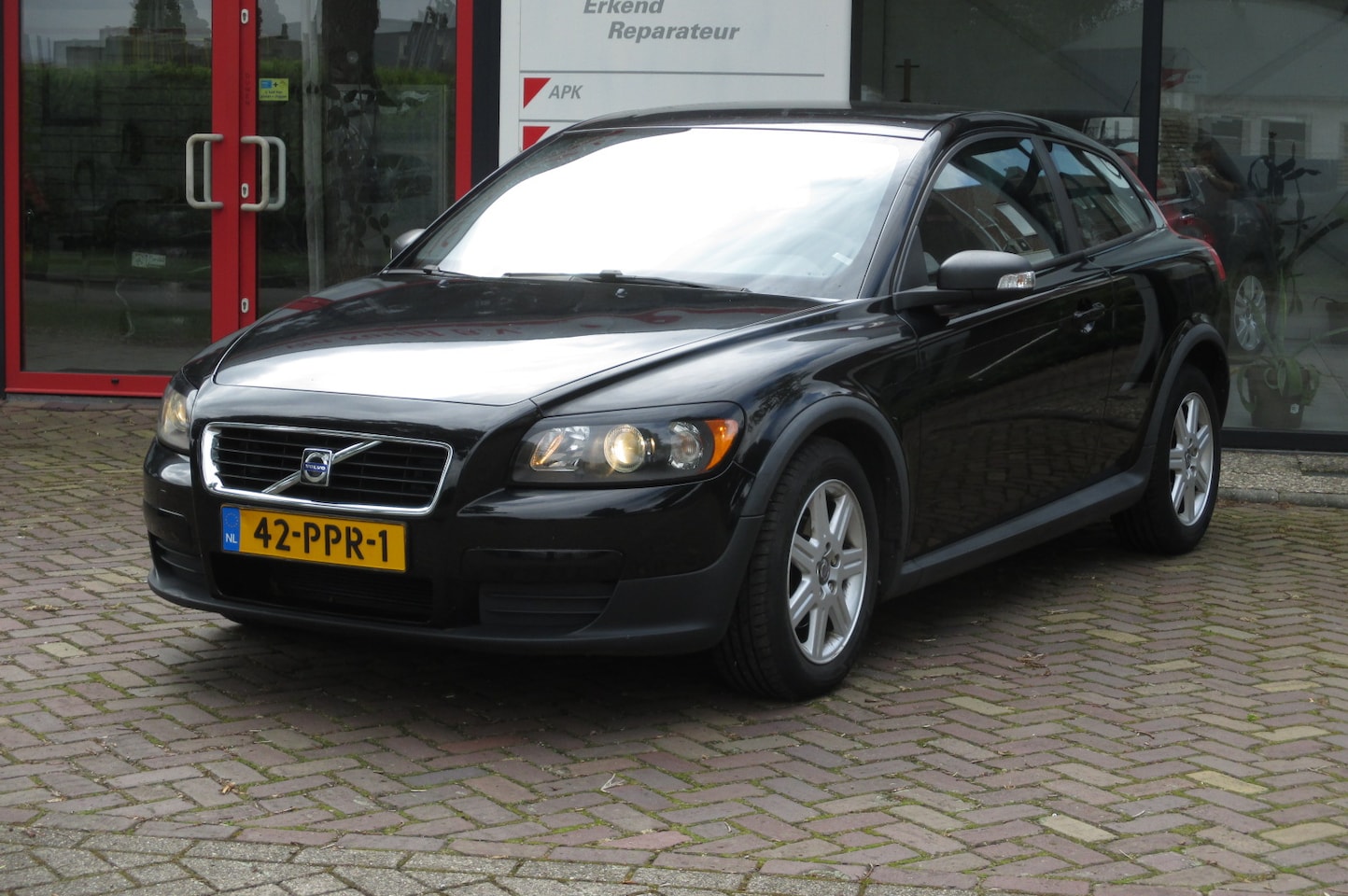 Volvo C30 - 1.6 R-Design Airco/bluetooth - AutoWereld.nl