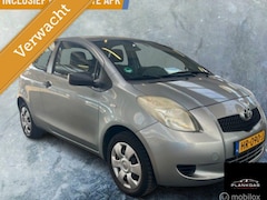 Toyota Yaris - 1.0 VVTi