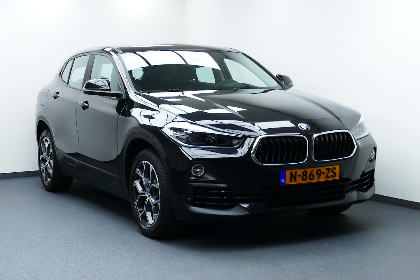 BMW X2 - sDrive18i High Executive. Navi, Clima, StoelVerw, 18"LMV, Haak 1700kg - AutoWereld.nl
