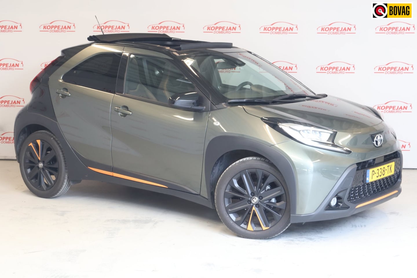 Toyota Aygo X - 1.0 VVT-i S-CVT Limited NL auto,Cabrio, carplay, stoelverw - AutoWereld.nl