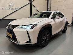 Lexus UX - 250h AWD Executive Line Dealer-Auto
