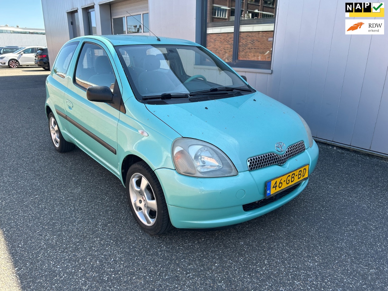 Toyota Yaris - €1850,-1.3-16V VVT-i Sol Nap pas 100.350 Kms !! - AutoWereld.nl