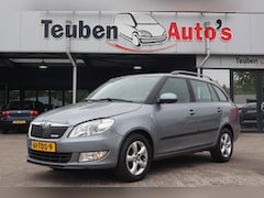 Skoda Fabia Combi - 1.2 TDI Greenline (Zie foto's lichte schade voor), Climate control, Trekhaak, Cruise contr