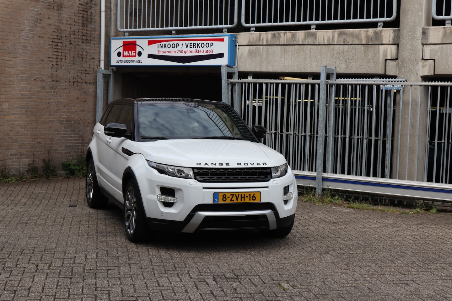 Land Rover Range Rover Evoque - 2.0 Si 4WD Prestige 2.0 Si 4WD Prestige - AutoWereld.nl
