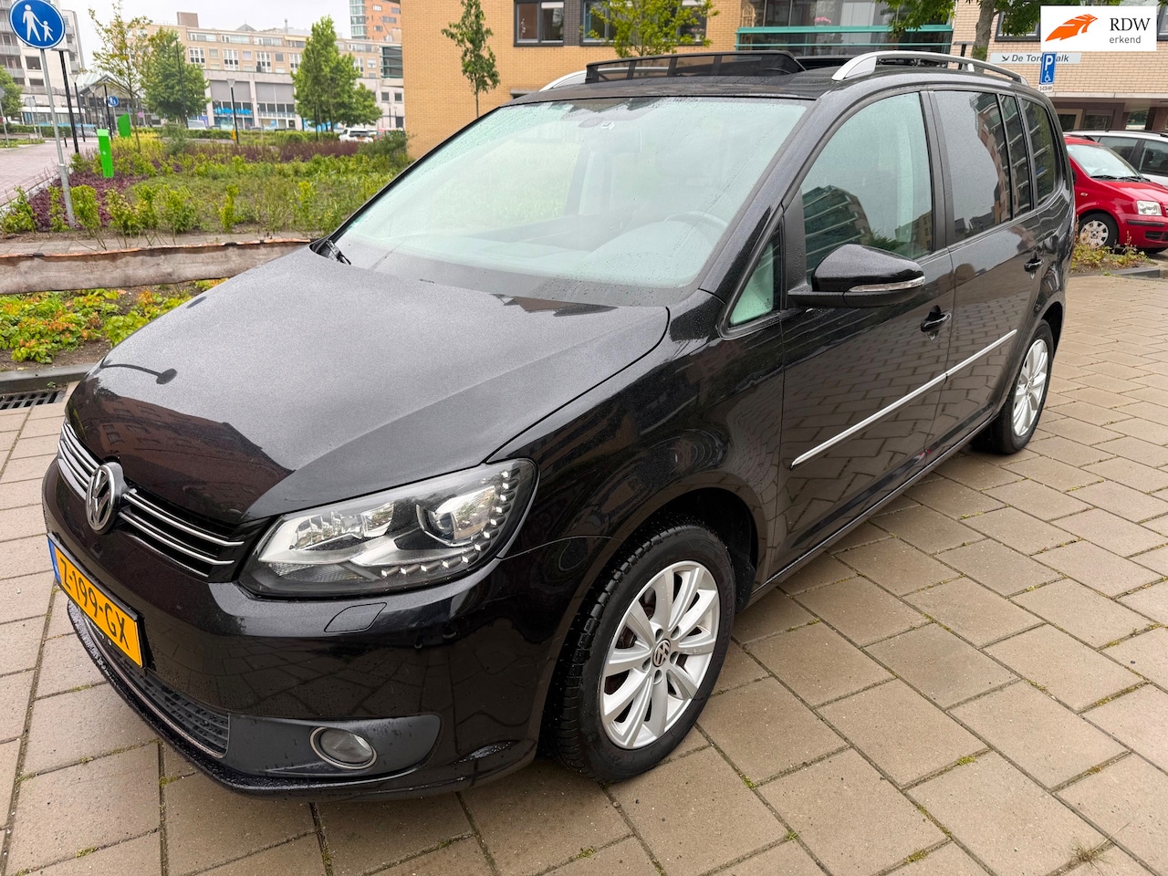Volkswagen Touran - 1.4 TSI | Highline | 7 persoons | PANO | LED | DSG | 170 PK | FULL OPTIONS - AutoWereld.nl