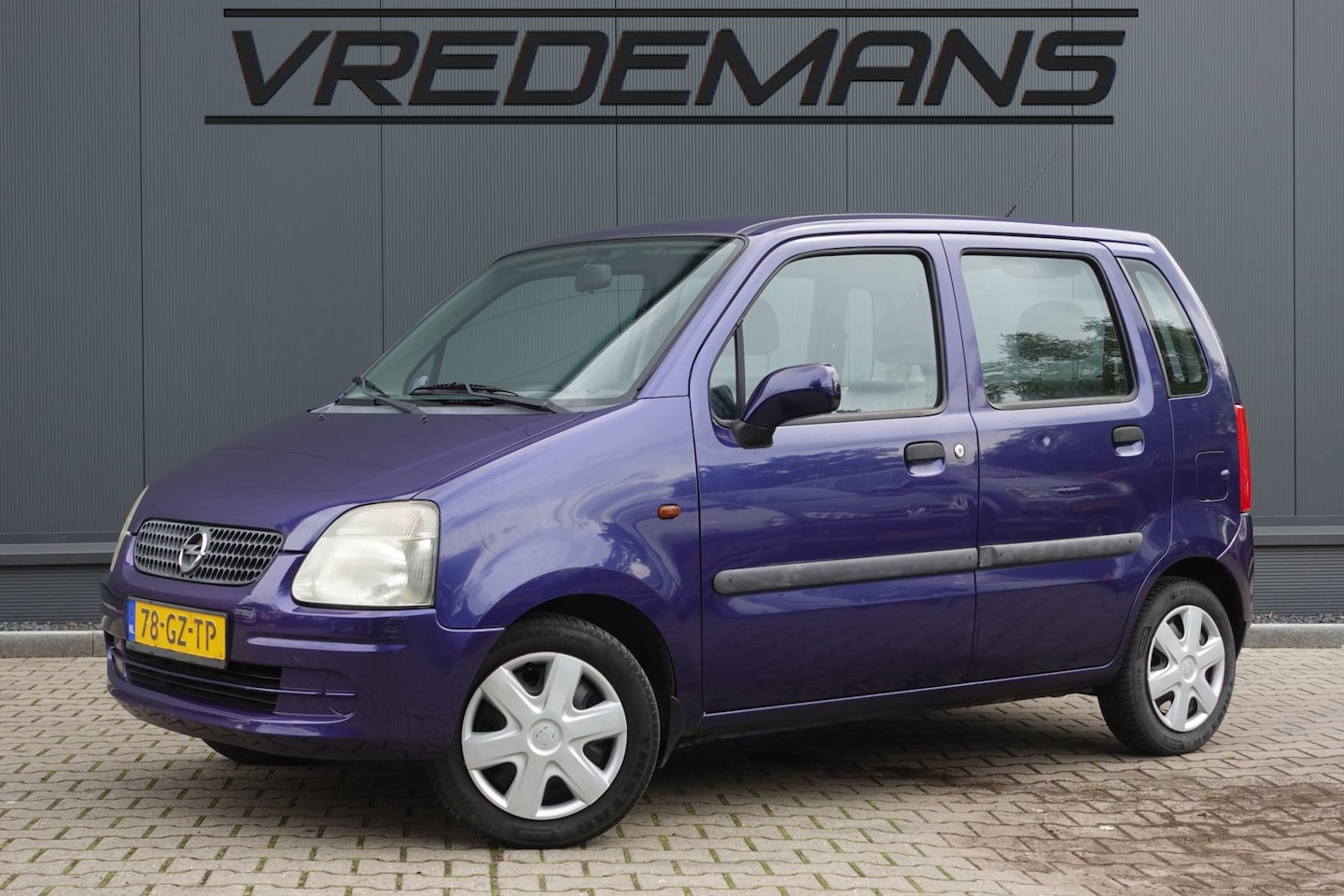 Opel Agila - 1.0-12V Comfort 1.0-12V Comfort - AutoWereld.nl