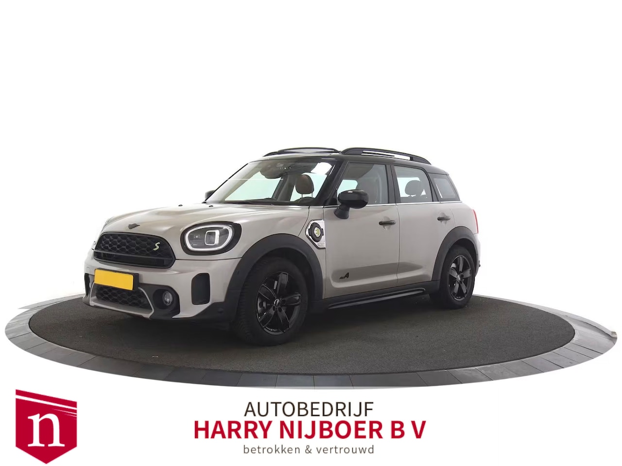 MINI Countryman - Mini 1.5 Cooper S E ALL4 Chili Lederen bekleding / Camera / Panoramadak - AutoWereld.nl