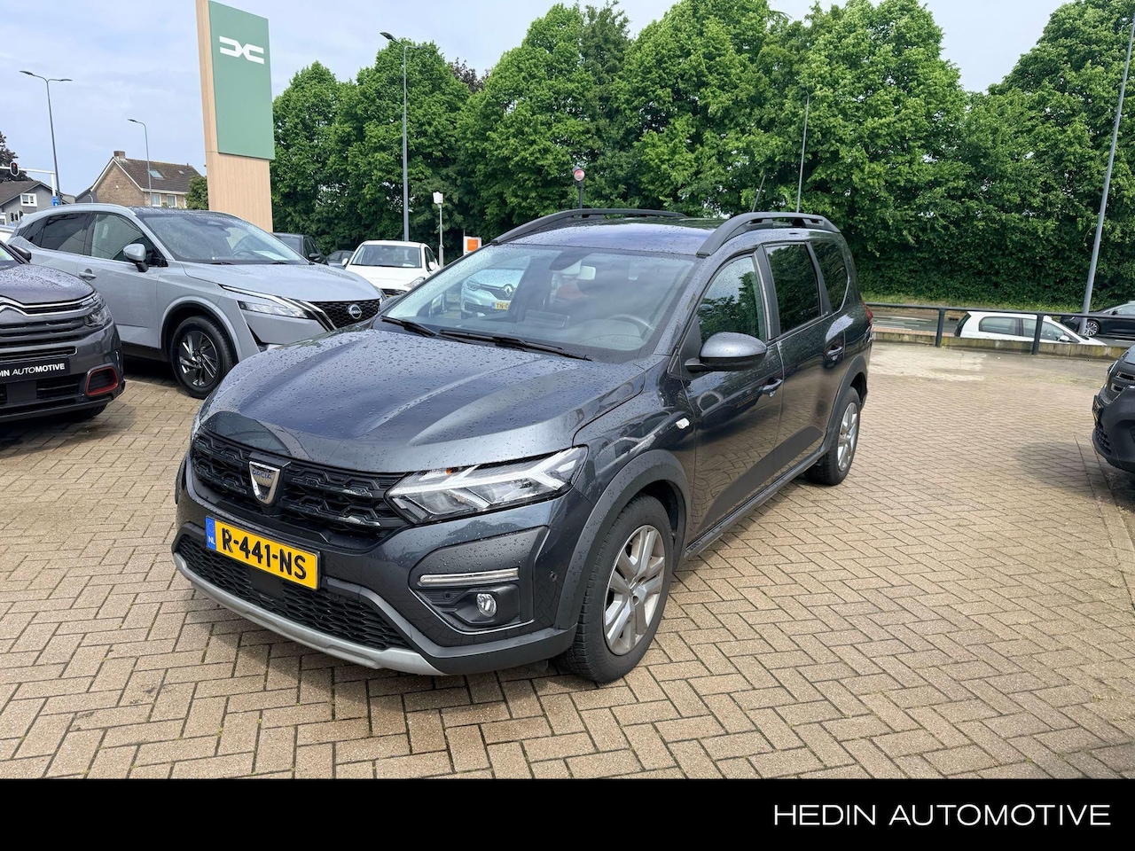 Dacia Jogger - TCe 110 Comfort 5 persoons | Trekhaak - AutoWereld.nl