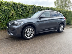BMW X1 - SDrive18i Advantage Automaat