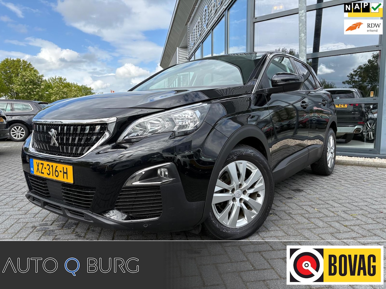 Peugeot 3008 - 1.2 PureTech Blue Lease Executive | Automaat | Navi | Carplay | LMV | Camera | Distributie - AutoWereld.nl