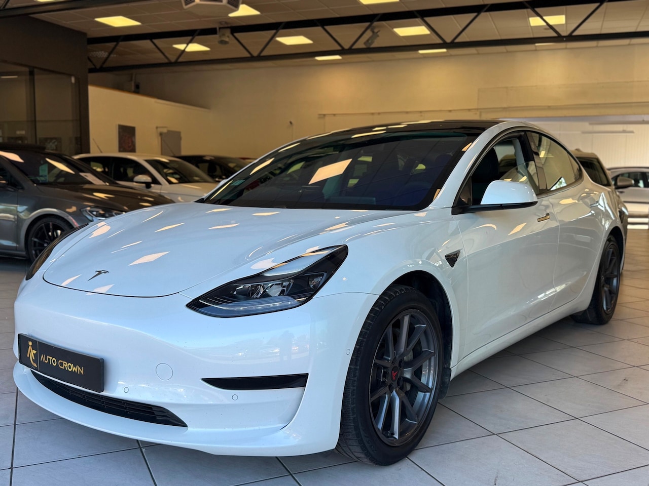 Tesla Model 3 - Standard RWD Plus 60 kWh - AutoWereld.nl
