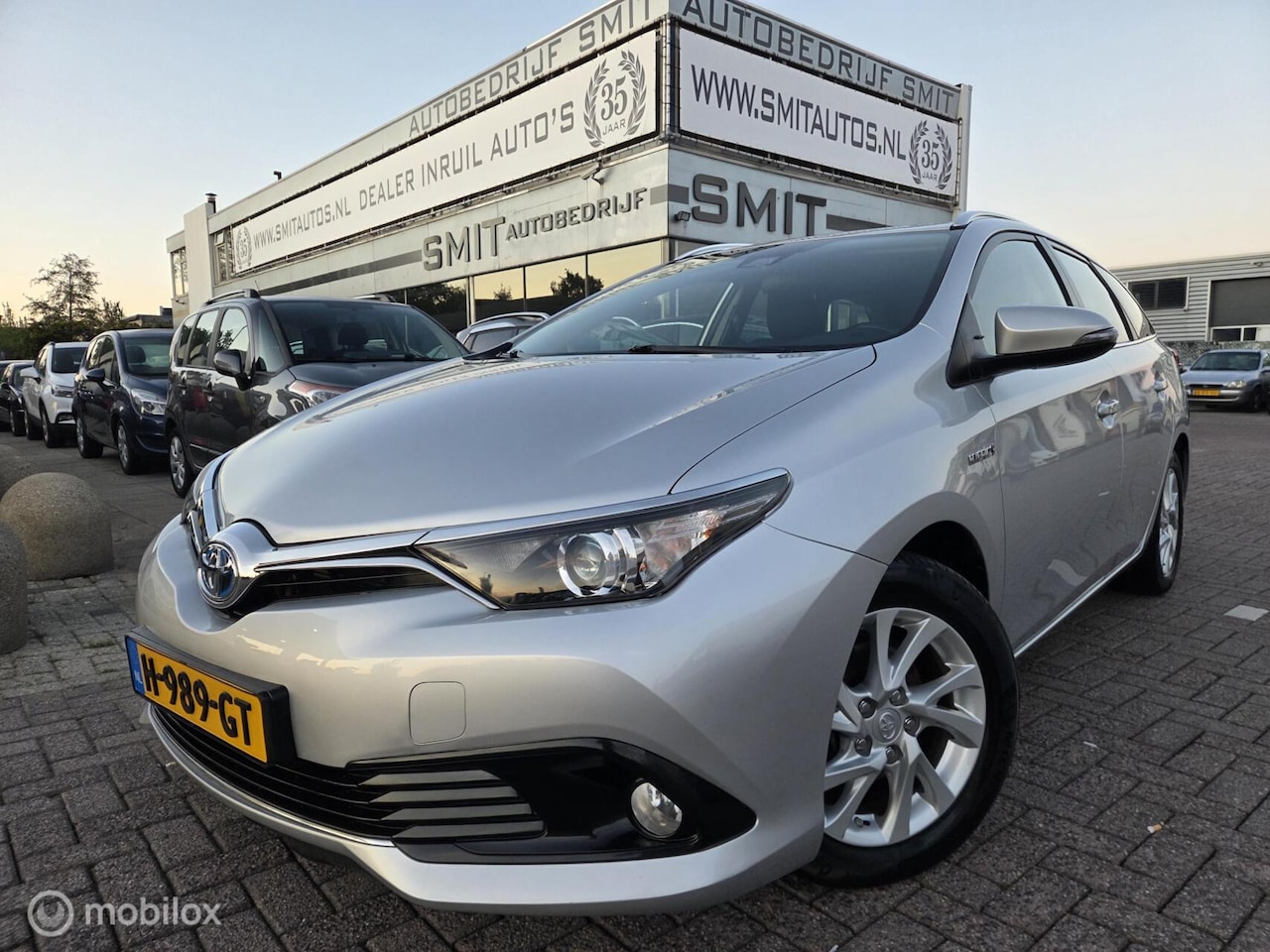Toyota Auris Touring Sports - 1.8 Hybrid Dynamic Go 1.8 Hybrid Dynamic Go|Stoel W| - AutoWereld.nl