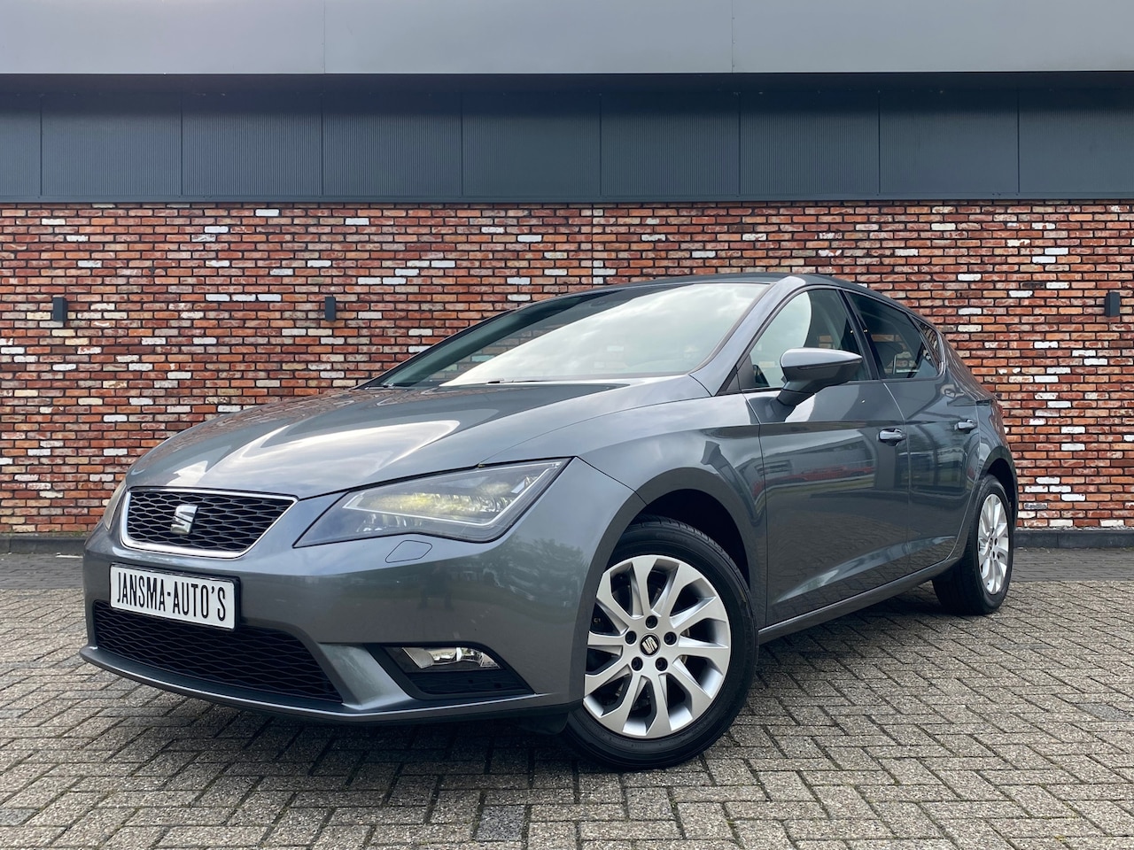 SEAT Leon - 1.4 TSI Style 5-Deurs Cruise Clima Stoelverw Xenon Nette Auto! - AutoWereld.nl