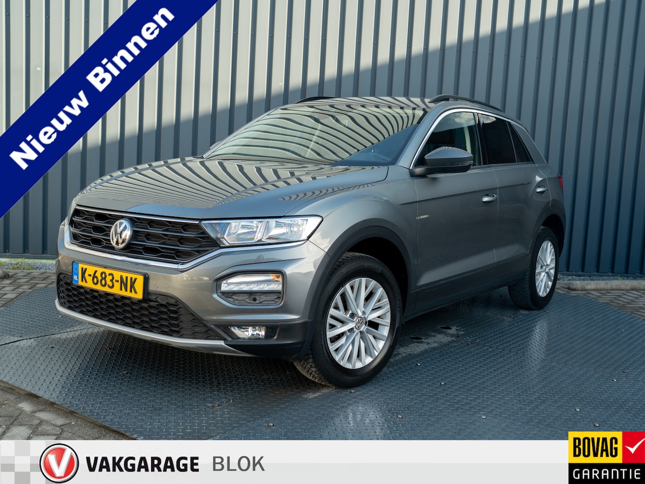 Volkswagen T-Roc - 1.5 TSI Style | Camera | Adapt. Cr. | Prijs Rijklaar!! - AutoWereld.nl