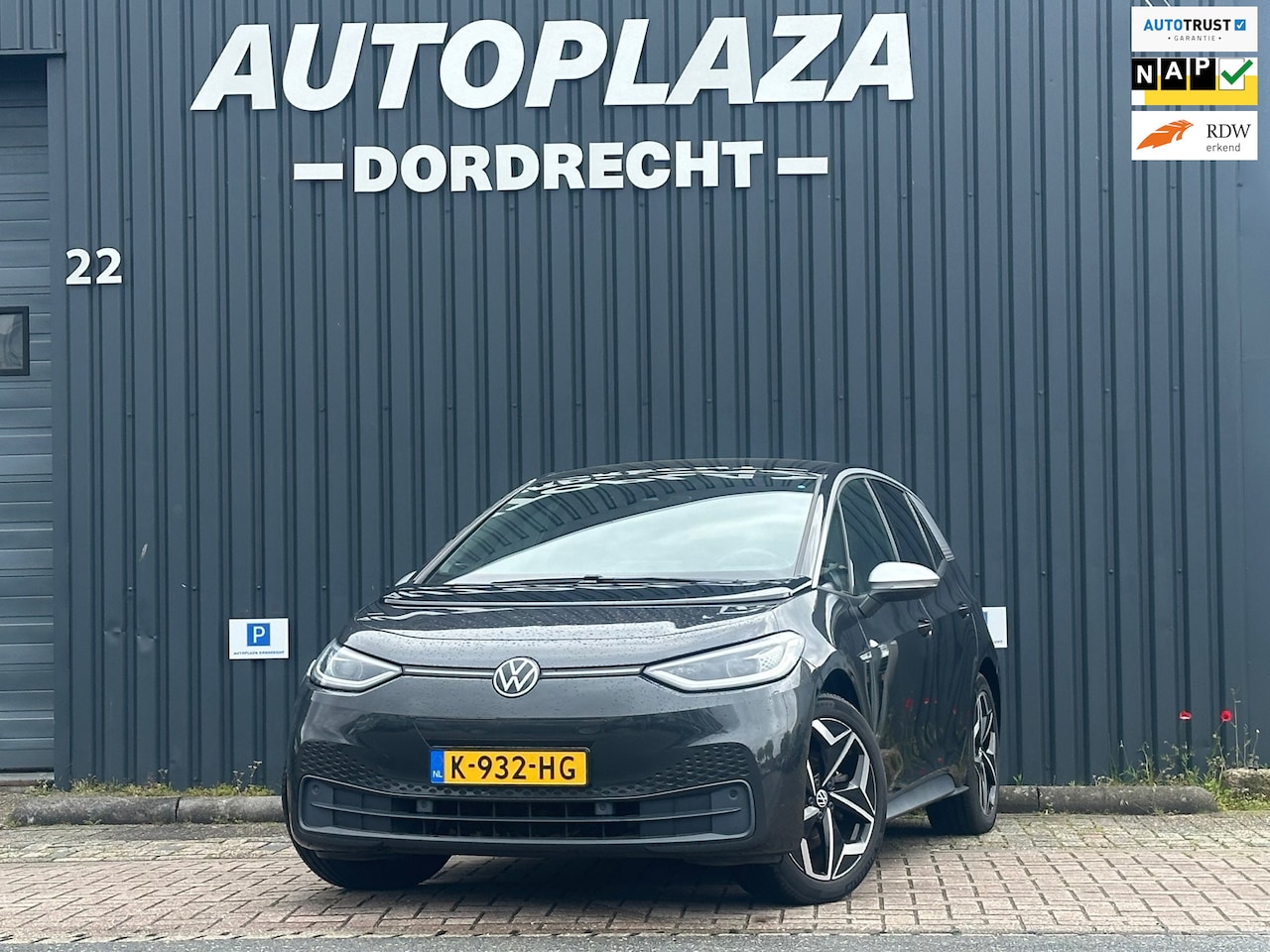 Volkswagen ID.3 - First Plus 58 kWh SOH 89% |CAMERA|STOELVERW. - AutoWereld.nl