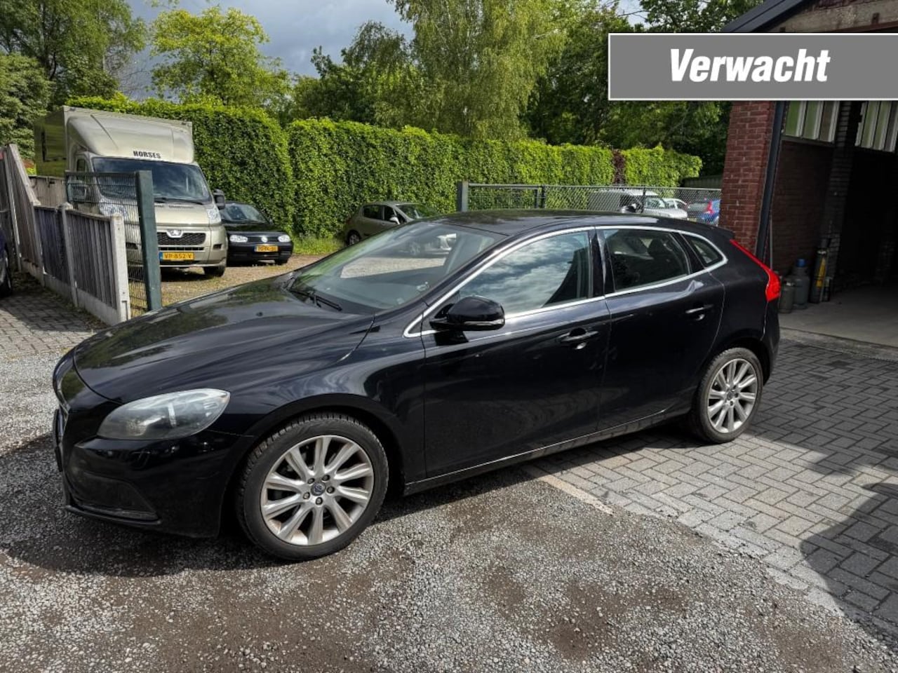 Volvo V40 - 1.6 T3 Momentum 1.6 T3 MOMENTUM - AutoWereld.nl