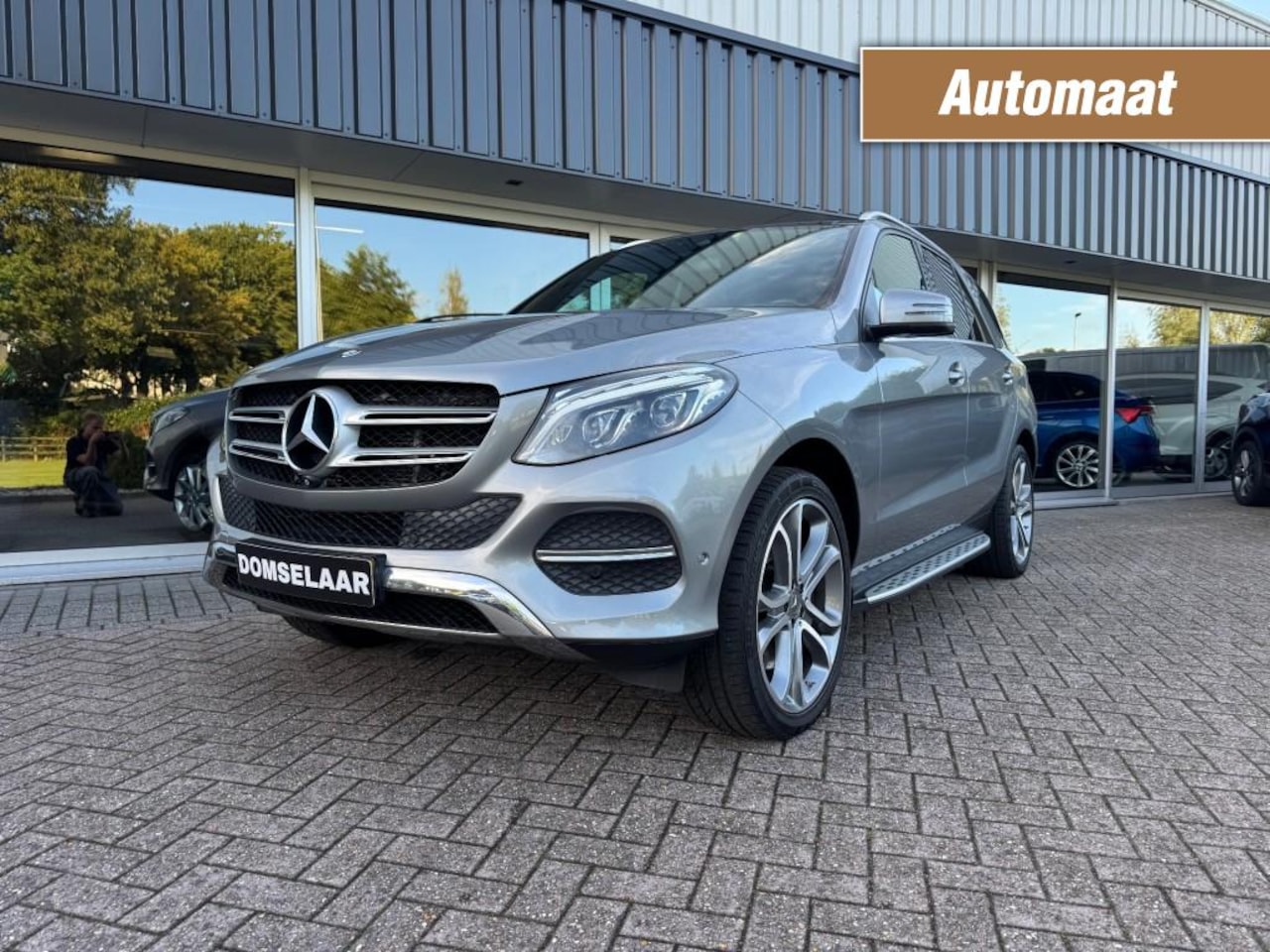 Mercedes-Benz GLE-Klasse - GLE-klasse 500 e 4MATIC - NL Auto Pano Leder NAVI Trekhaak - AutoWereld.nl