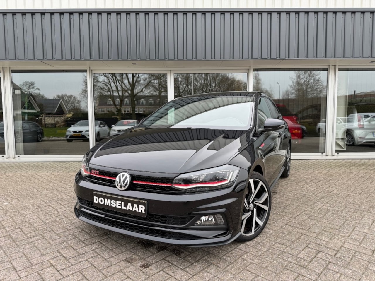 Volkswagen Polo - Polo 2.0 TSI GTI - NL Auto Pano Virt. Cockpit Stoelverw. FUll LED 18inch LMV Apple Carplay - AutoWereld.nl