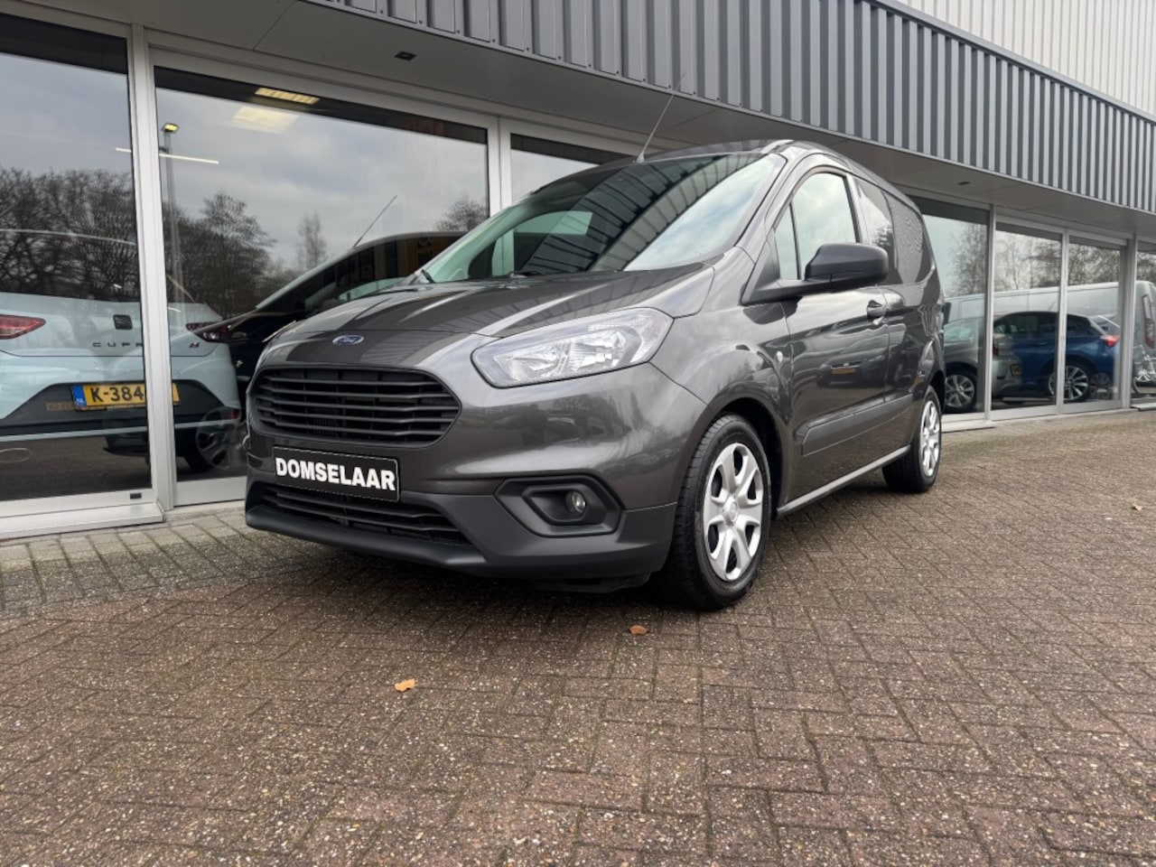 Ford Transit Courier - 1.0 Trend EcoBoost S en S - Ex. Btw/BPM Benzine NL Auto NAVI Apple Carplay Android Auto - AutoWereld.nl