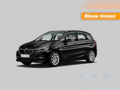 BMW 2-Serie - 220i 192pk High Exe, Leer, Sportstoel, HeadUp, Trekhk afn, NaviPro, Camera, Stoelverw, Cru