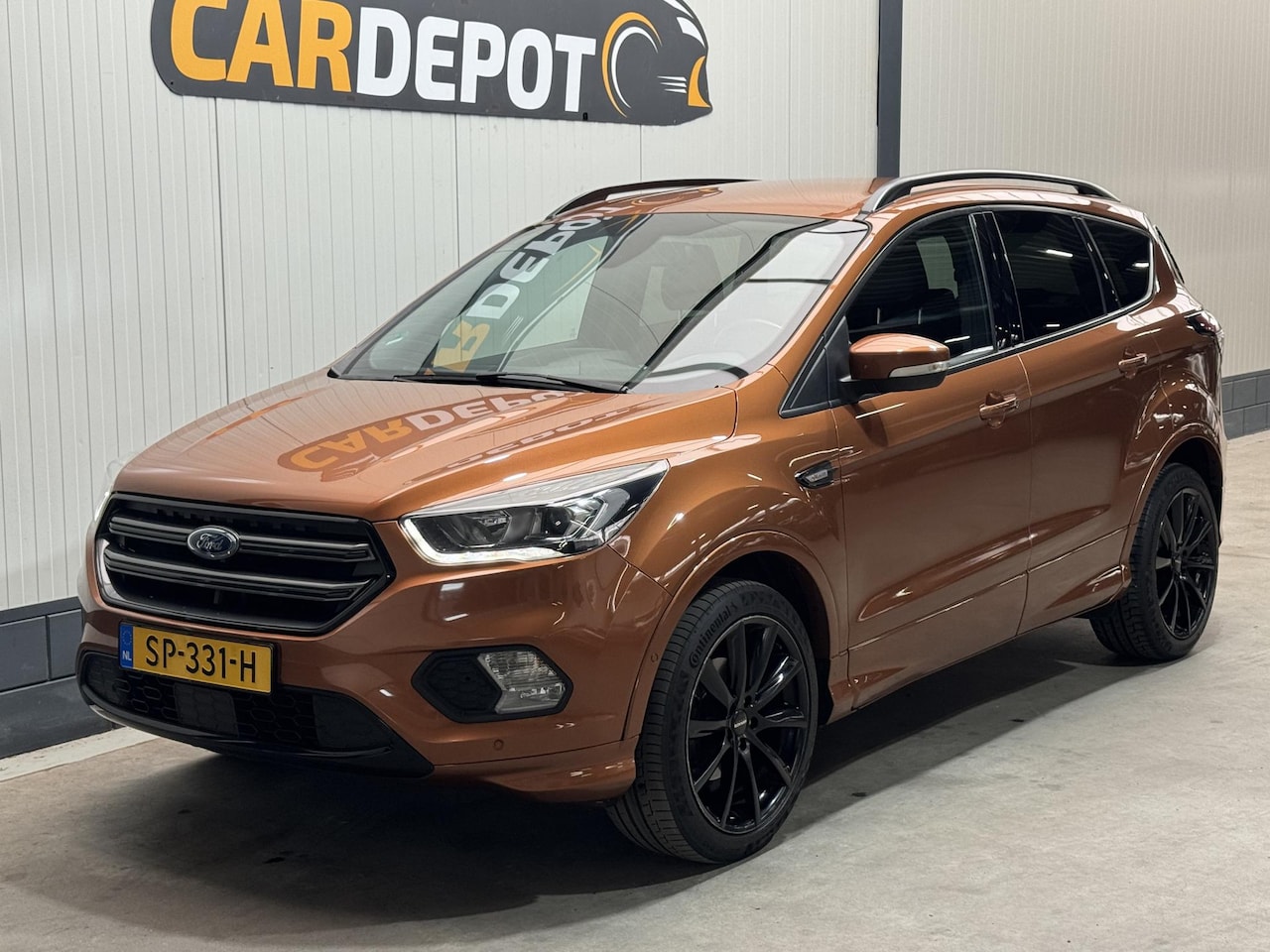 Ford Kuga - 1.5 EcoBoost ST Line Nieuwe Distibutie set - AutoWereld.nl
