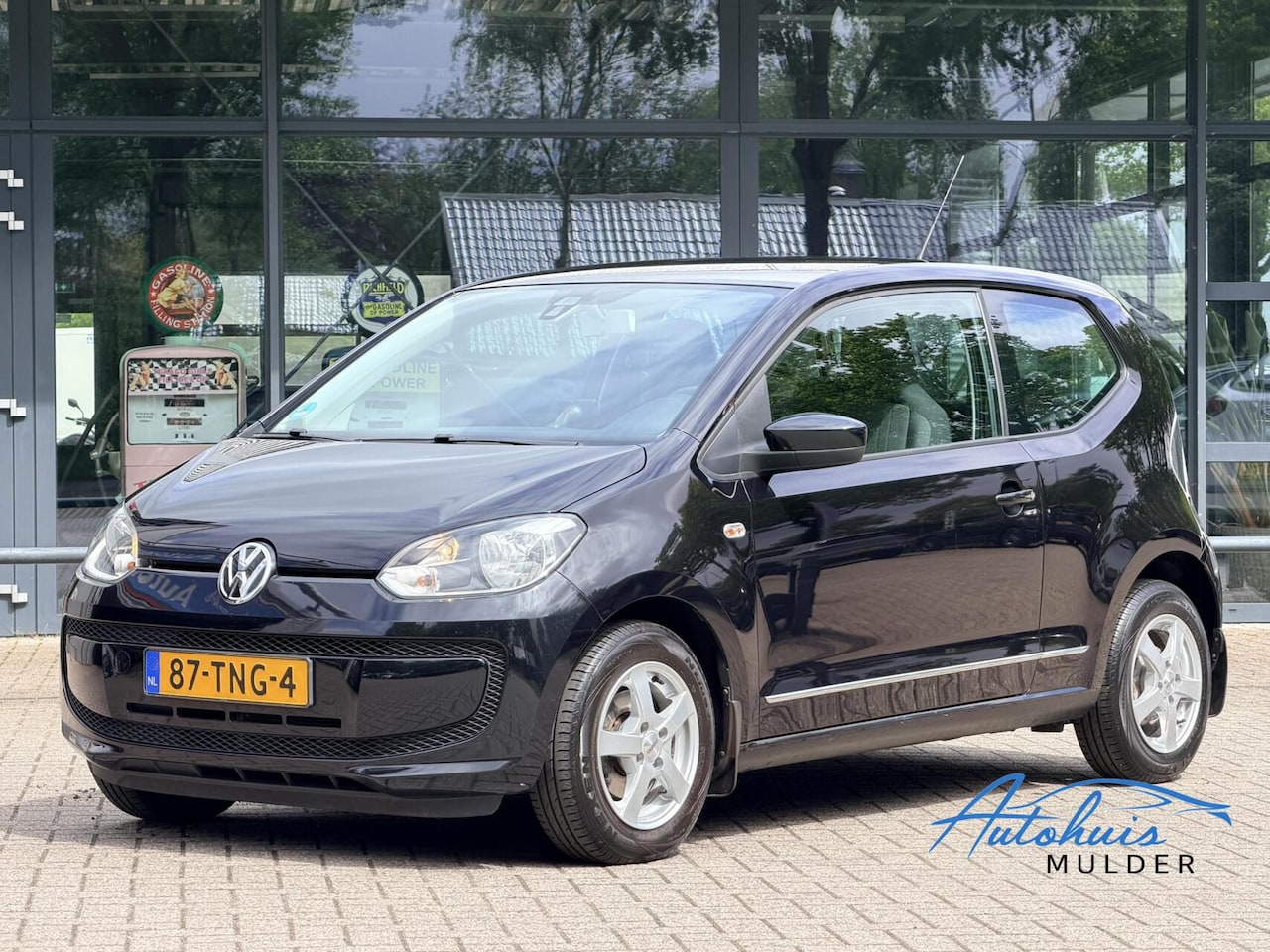 Volkswagen Up! - 1.0 Move UP! | Airco | Navigatie | Licht Metaal - AutoWereld.nl