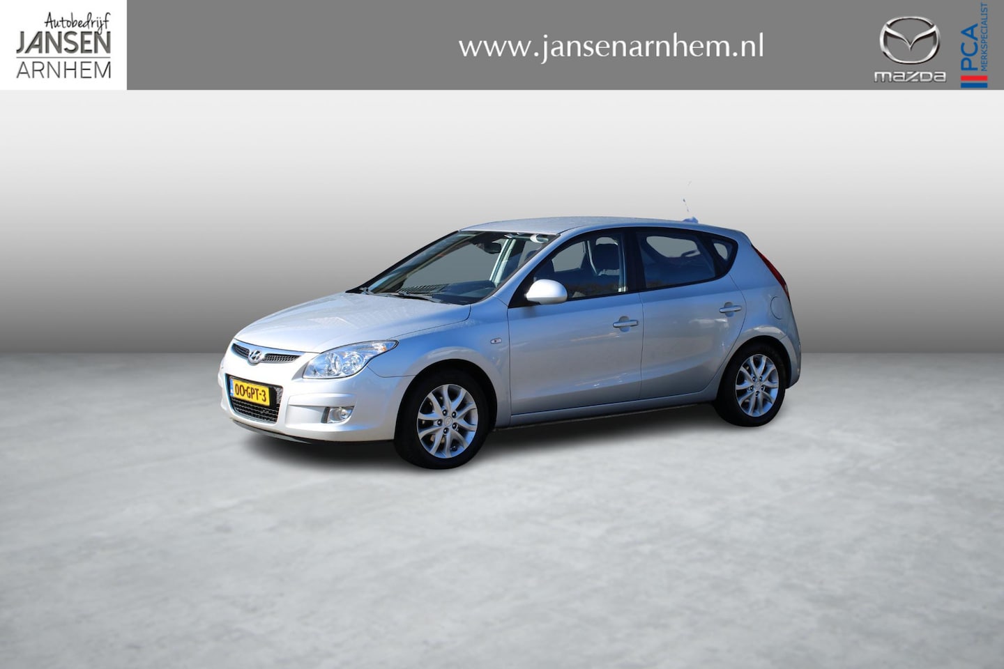 Hyundai i30 - 1.6i Style 1.6i Style , Automaat, 16 inch LM velgen, Airco, PDC, Deels leer, Elektrische ramen en spi - AutoWereld.nl
