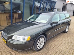 Volvo V70 - 2.4 Kinetic 1e Eigenaar & Dealer onderhouden