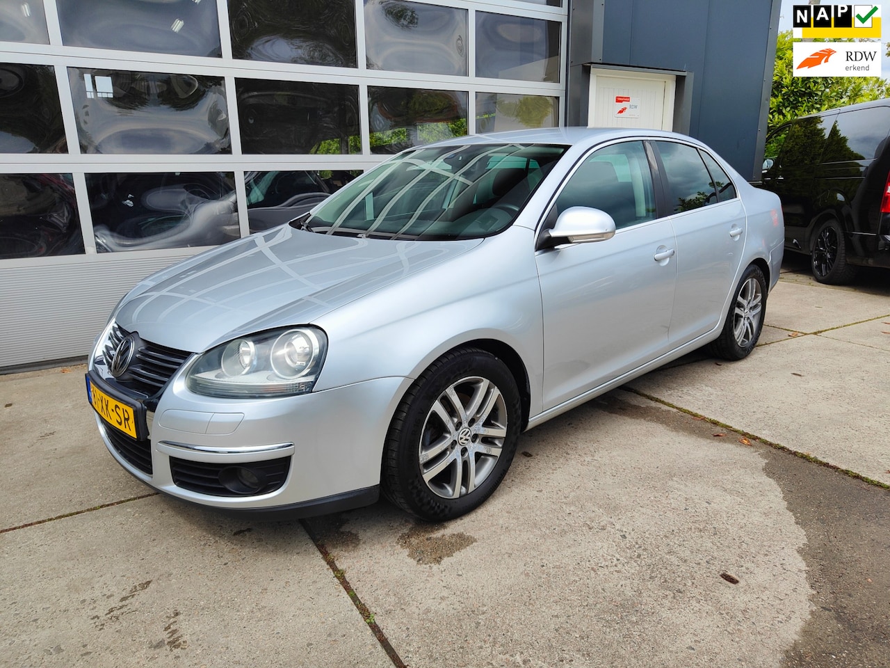 Volkswagen Jetta - 1.4 TSI Sportline 1.4 TSI Sportline - AutoWereld.nl