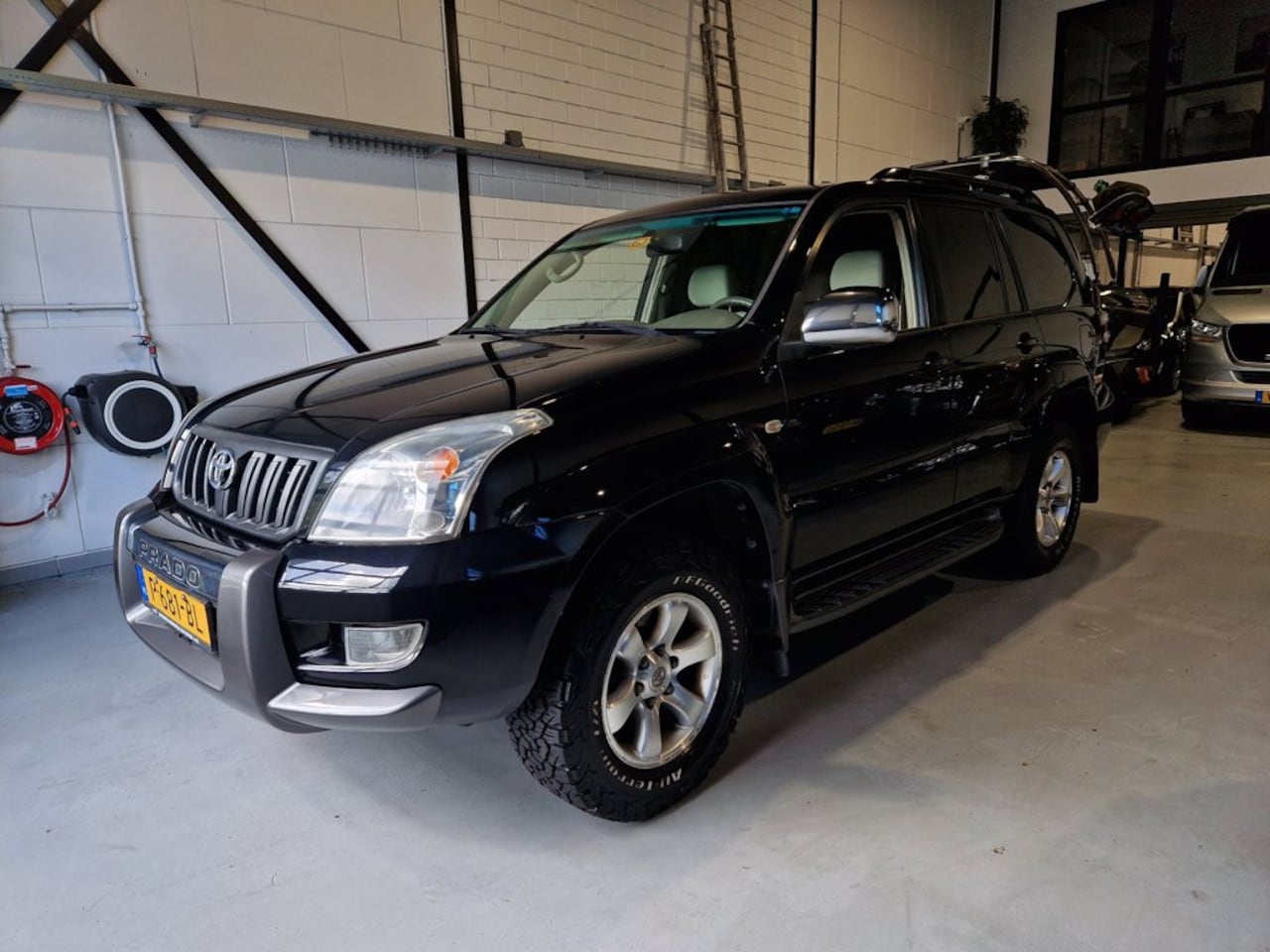 Toyota Land Cruiser - 4.0 V6 VVT-i Automaat Benzine - AutoWereld.nl