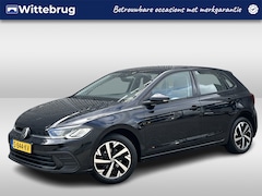 Volkswagen Polo - 1.0 TSI Life / Navigatie / App connect / Parkeersensoren V+A / Lichtmetaal 16 inch / P4