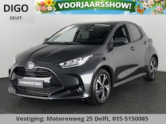 Toyota Yaris - 1.5 HYBRID DYNAMIC PACK GARANTIE 2035 BIJNA NIEUW. CAMERA. APPEL/ANDROID/ ADAPTIVE