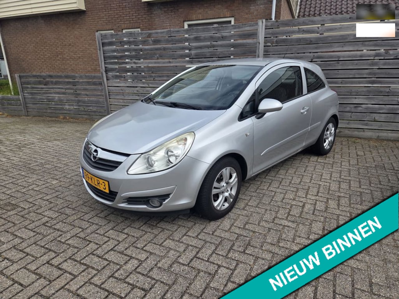 Opel Corsa - 1.2-16V Enjoy 1.2-16V Enjoy - AutoWereld.nl